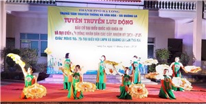 Trung tâm Truyền thông và văn hóa thành phố tổ chức thành công đợt Tuyên truyền lưu động về bầu cử tại 8 xã